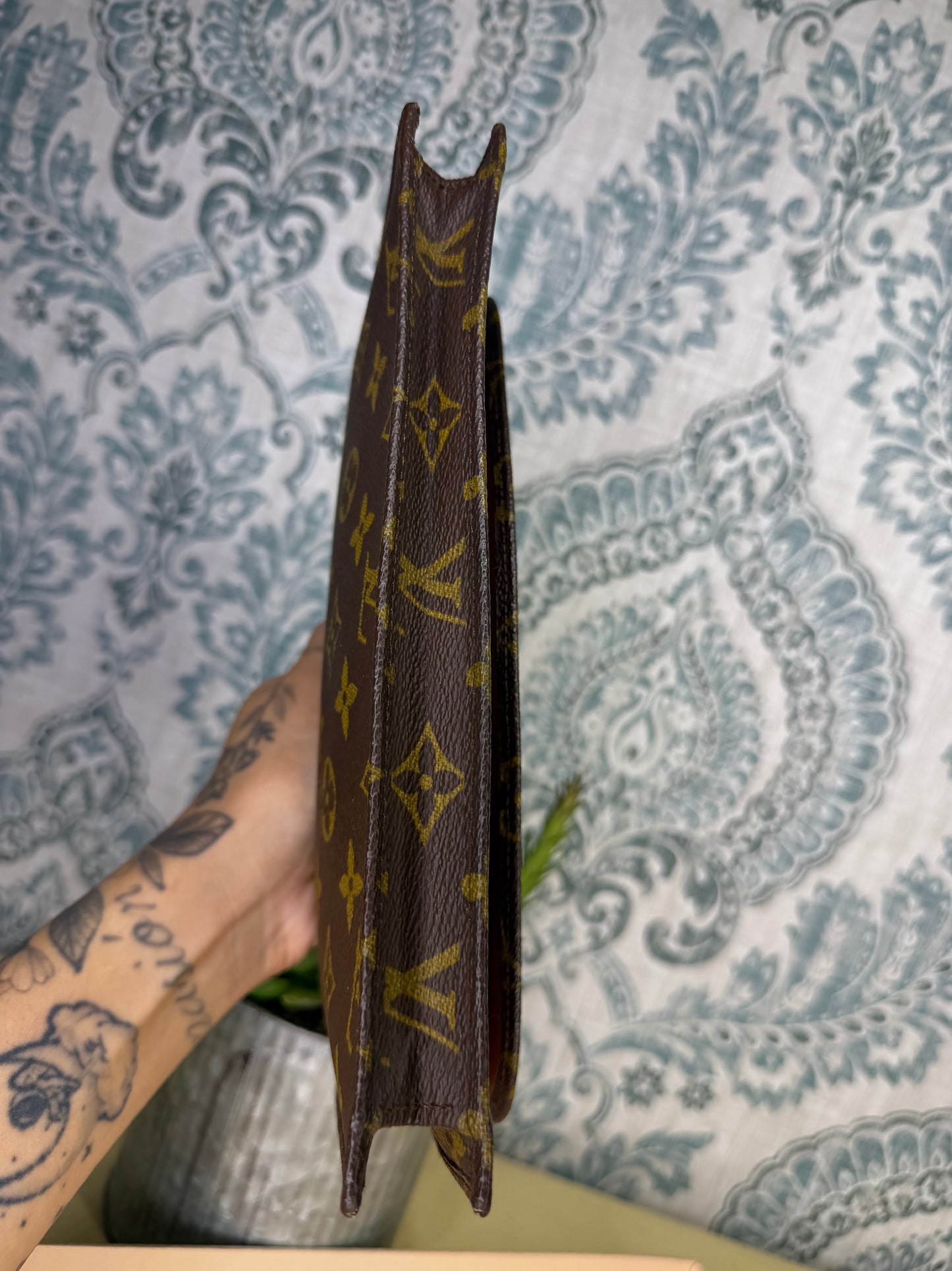 Louis Vuitton Pochette Rabat Clutch 23