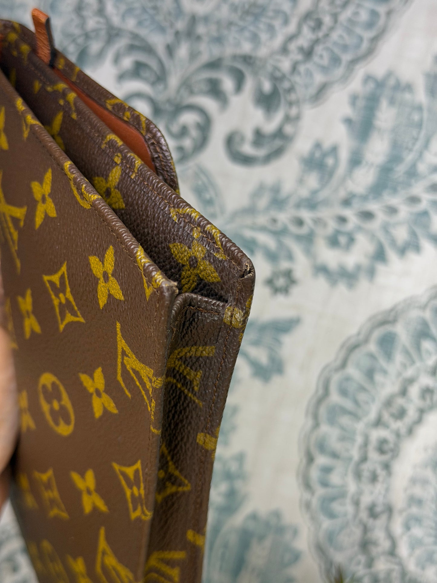Louis Vuitton Pochette Rabat Clutch 23