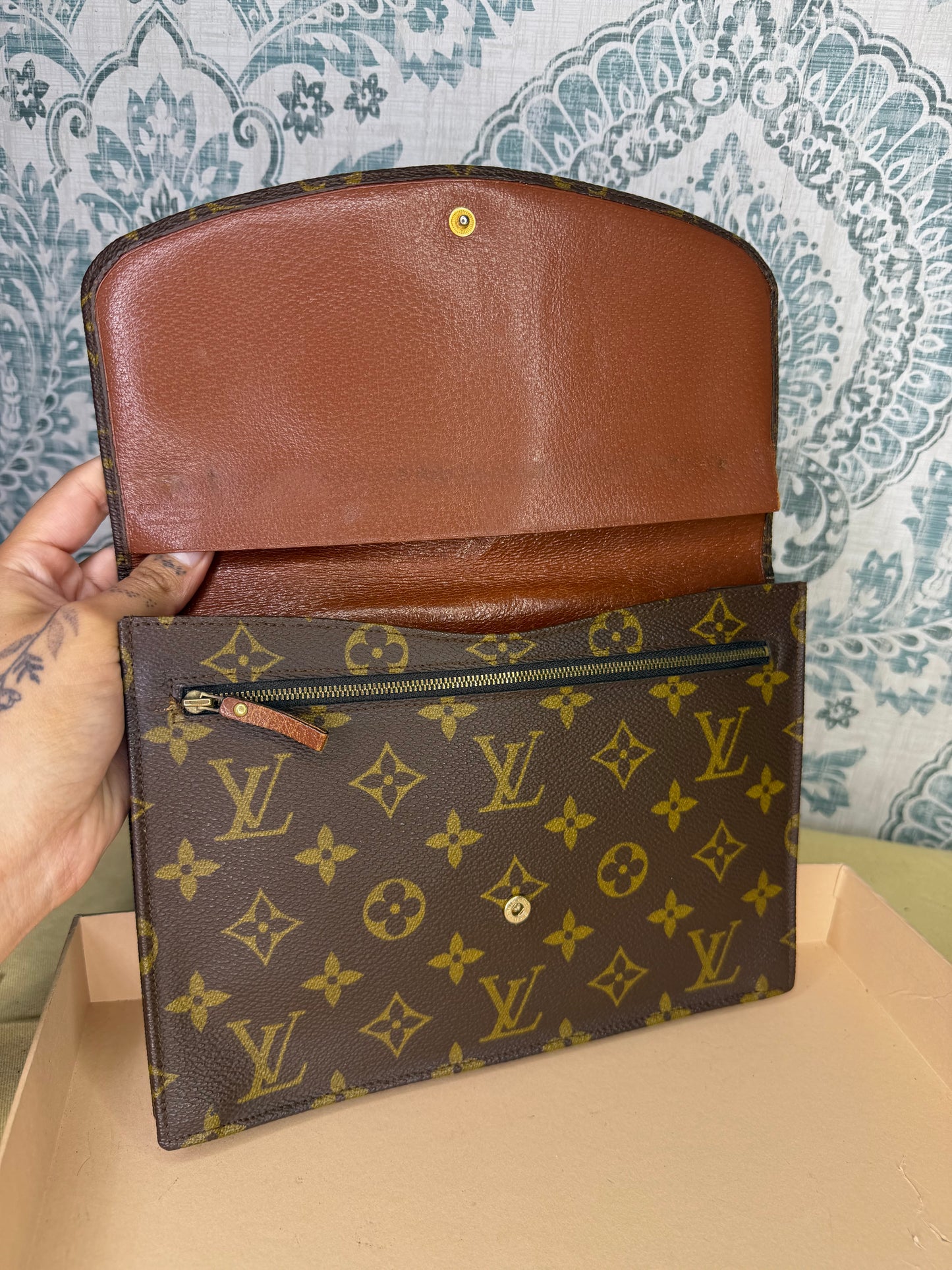 Louis Vuitton Pochette Rabat Clutch 23