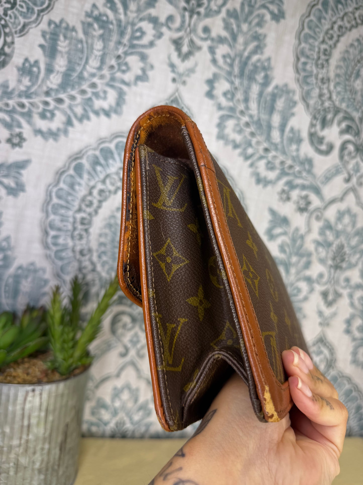 Louis Vuitton Pochette Dame GM