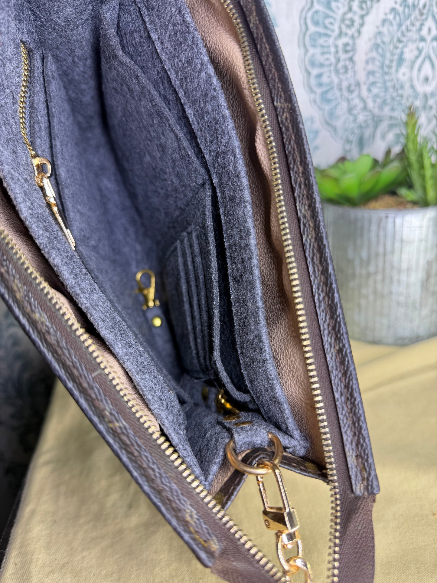 Louis Vuitton Monogram Toiletry 26 #1