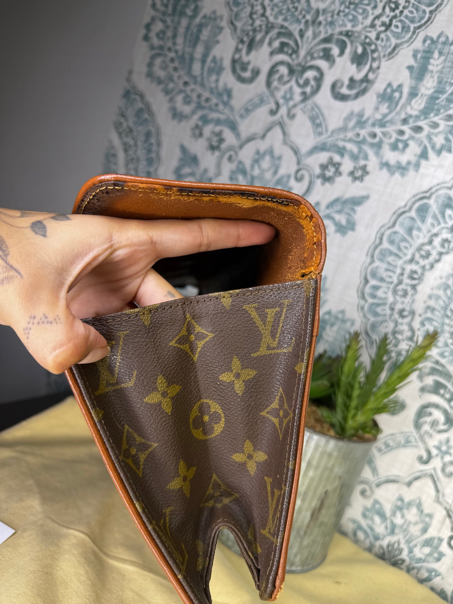Louis Vuitton Pochette Dame GM