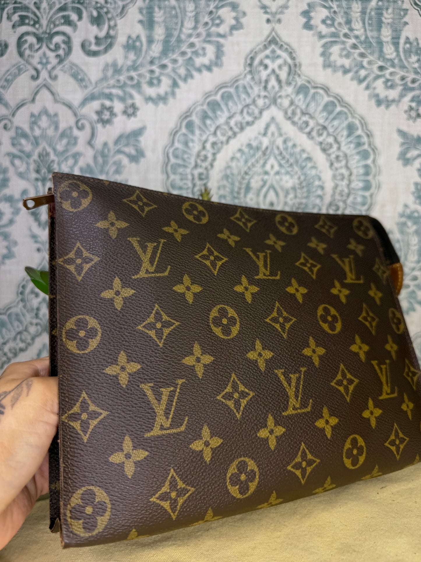 Louis Vuitton Monogram Toiletry 26