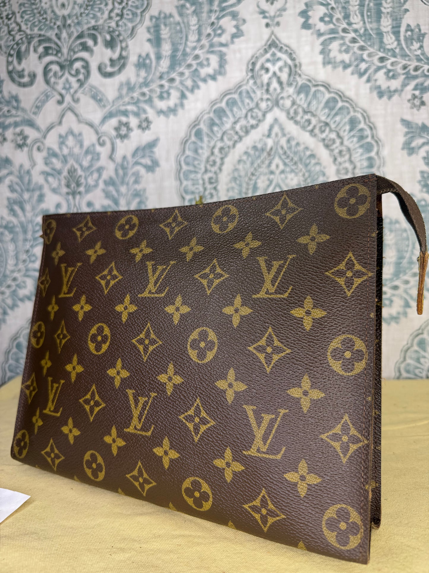 Louis Vuitton Monogram Toiletry 26