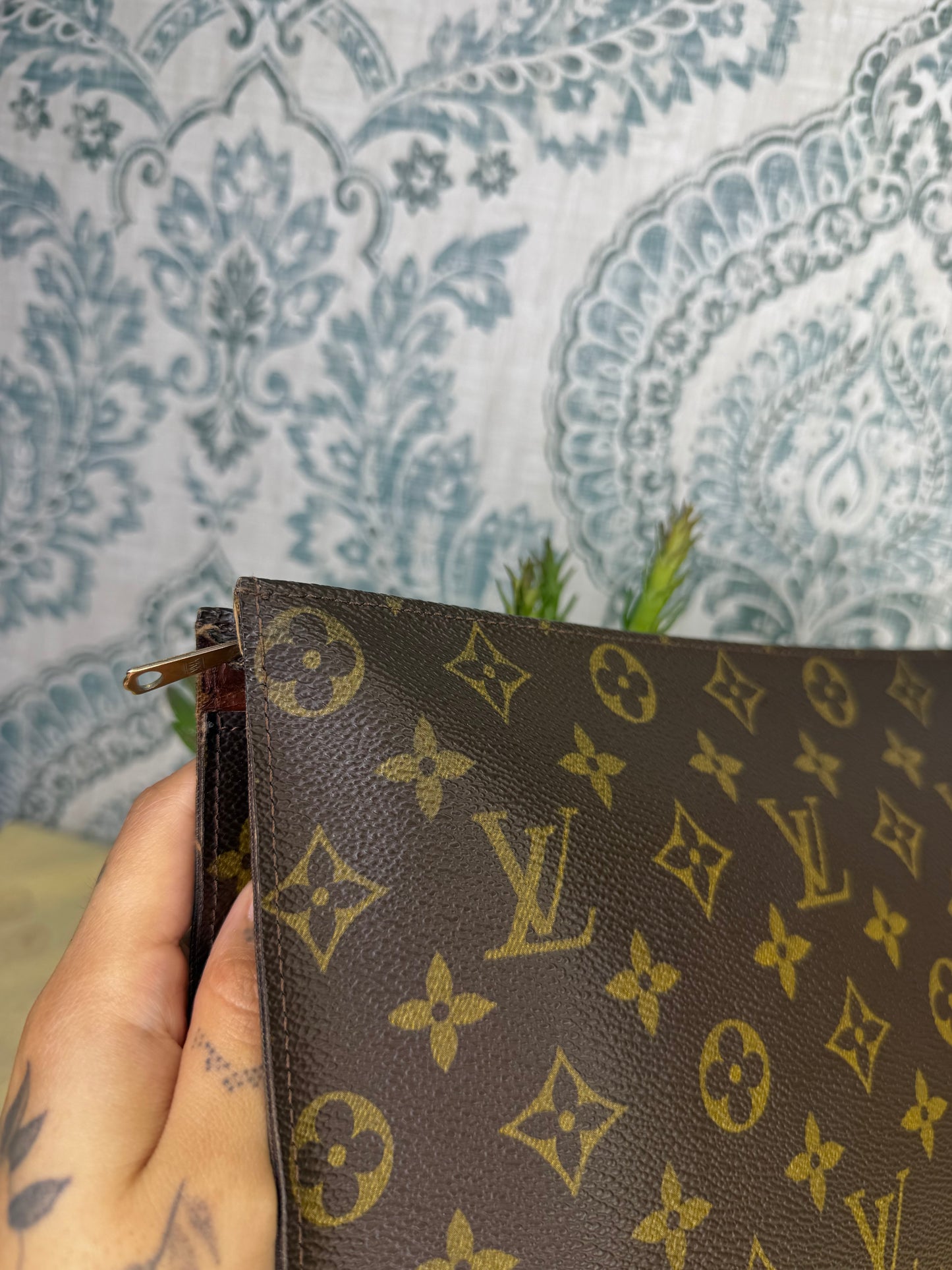 Louis Vuitton Monogram Toiletry 26