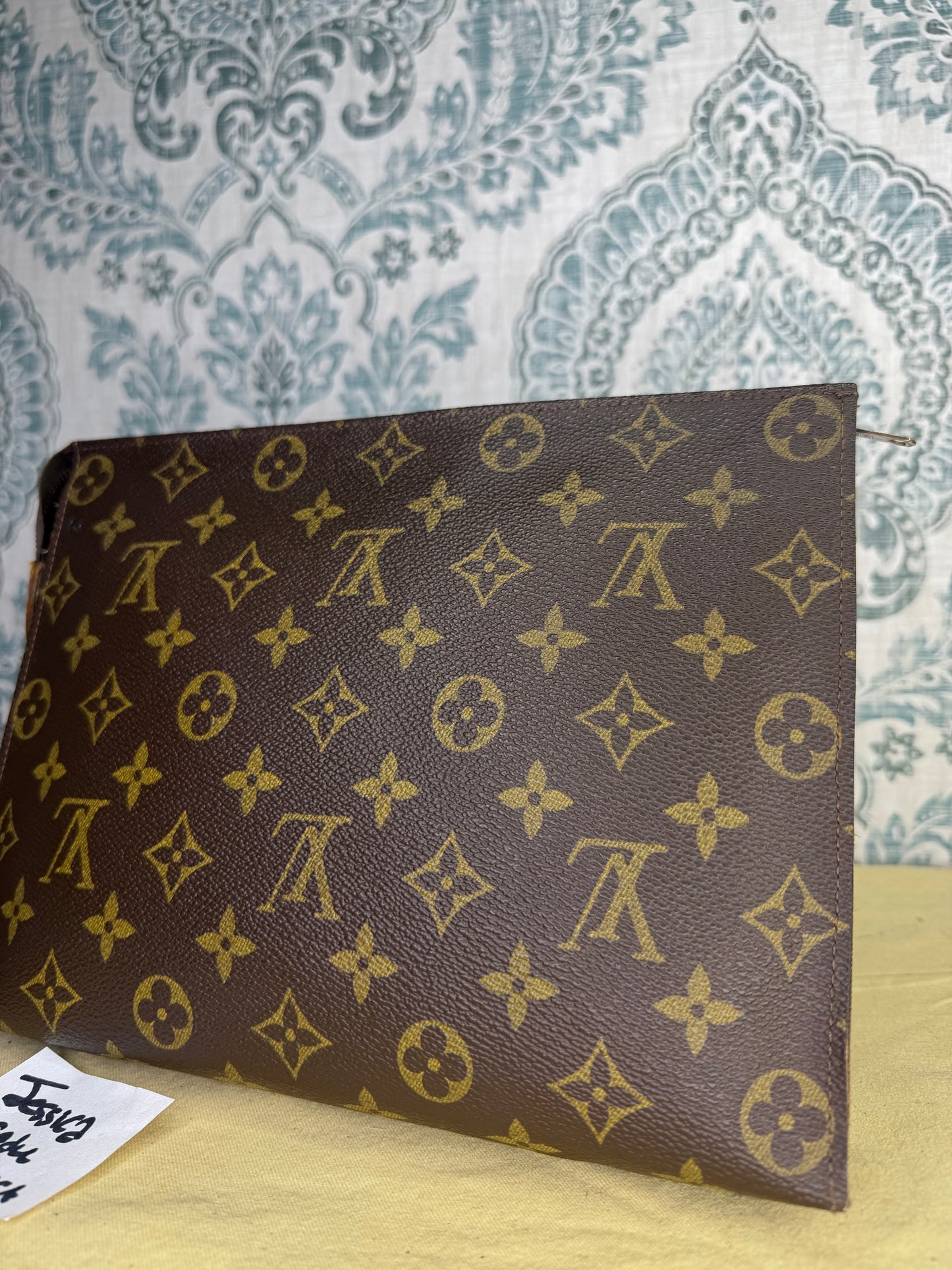 Louis Vuitton Monogram Toiletry 26