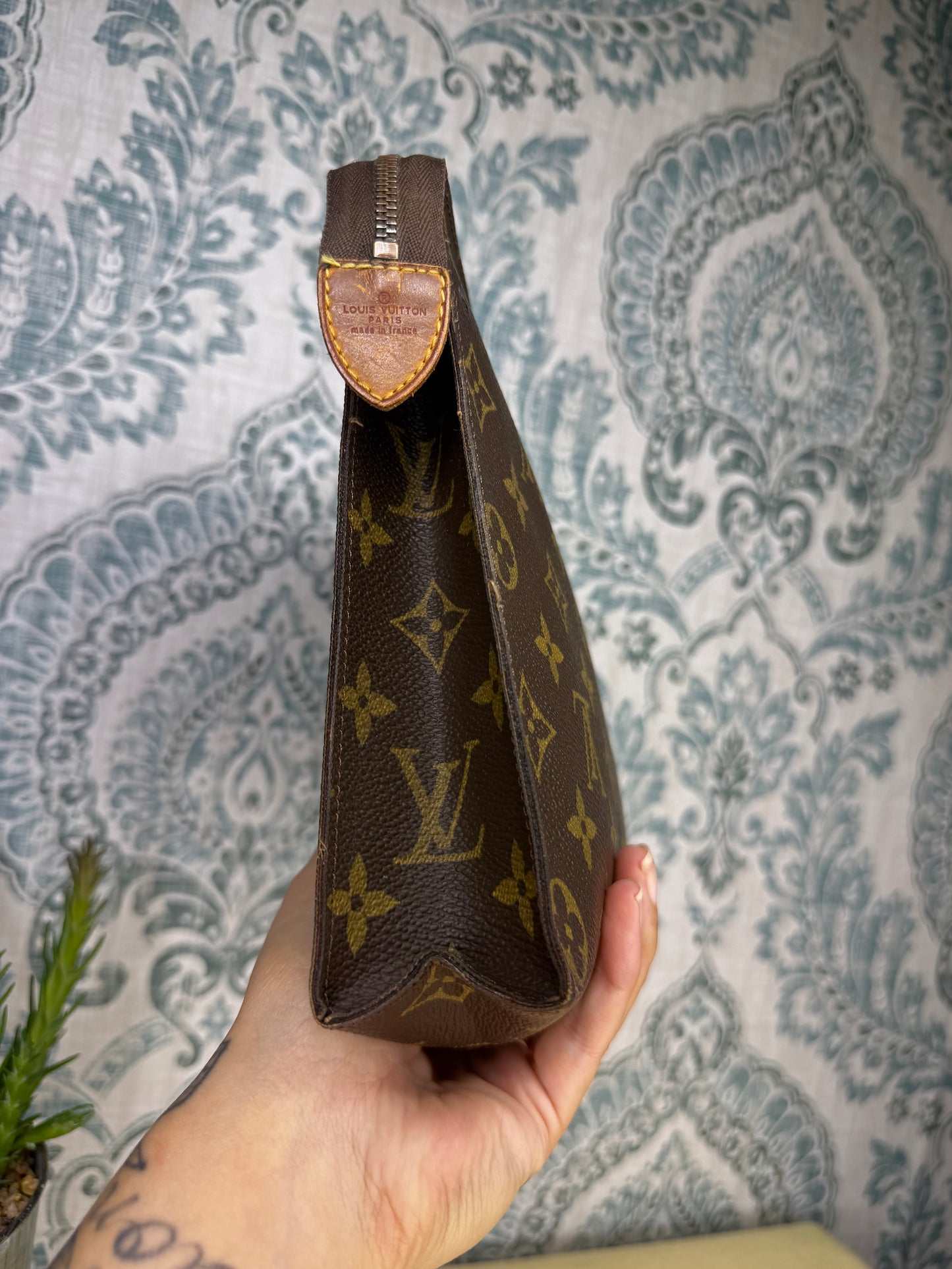 Louis Vuitton Monogram Toiletry 26