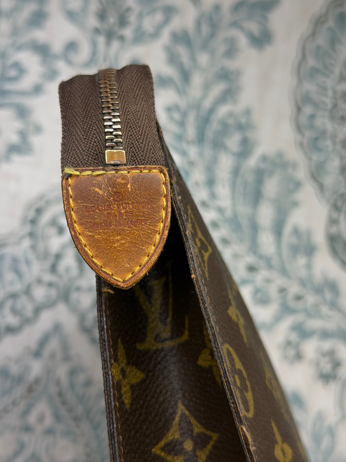 Louis Vuitton Monogram Toiletry 26