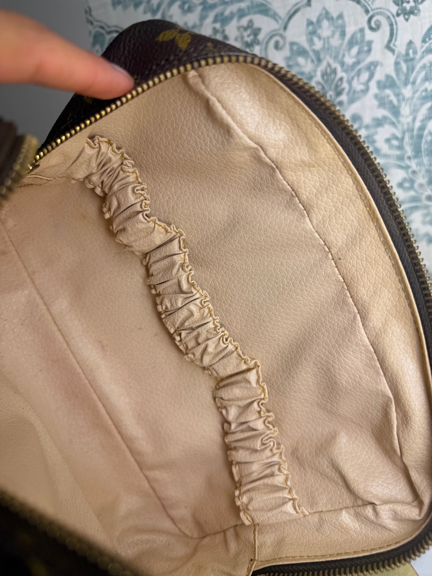 Louis Vuitton Trousse 23 #1