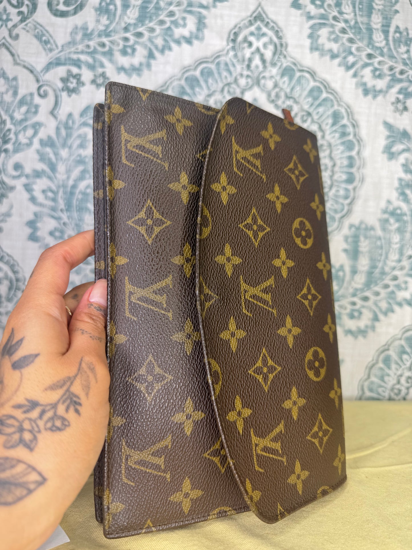Louis Vuitton Pochette Rabat Clutch 23