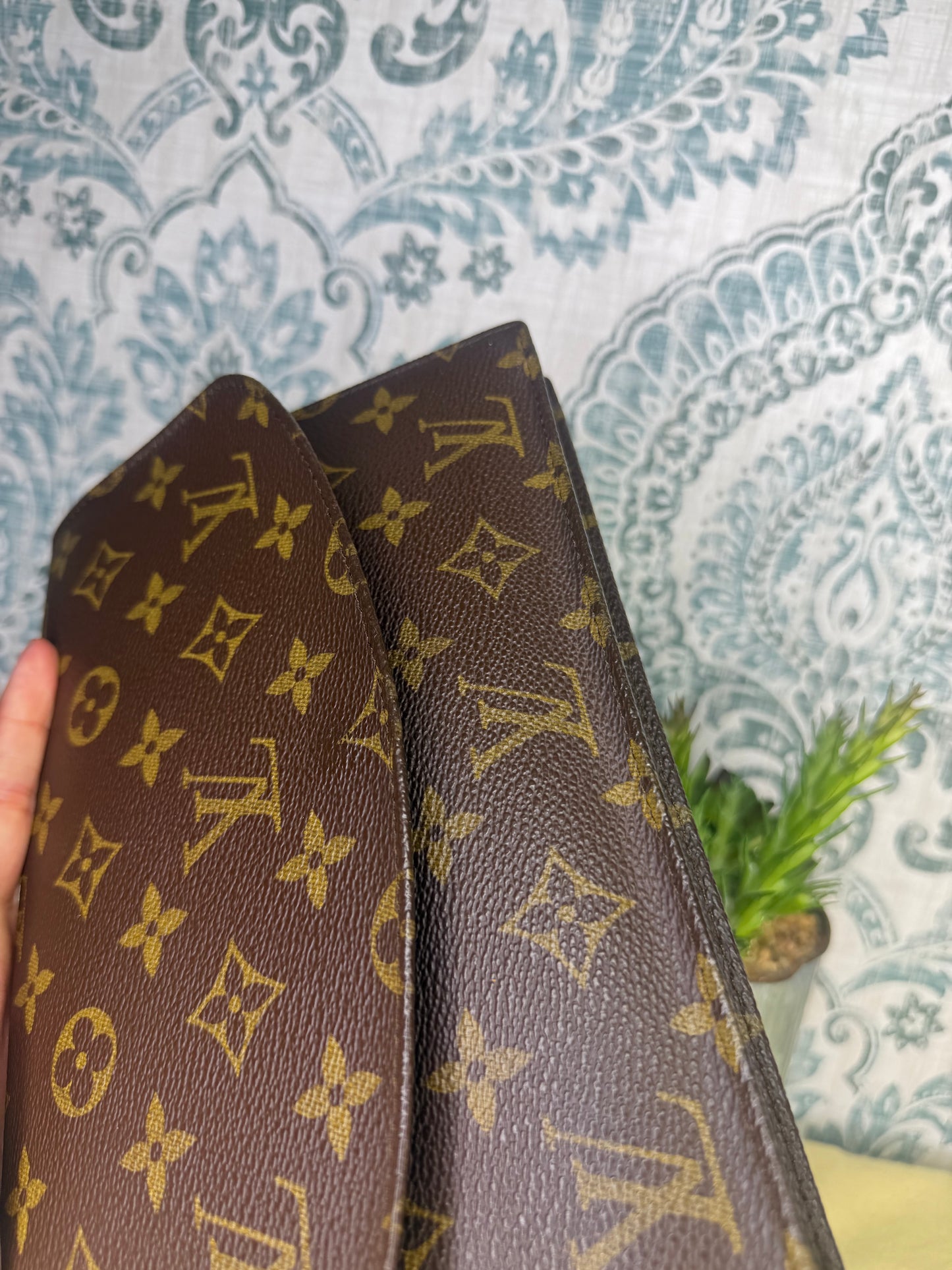 Louis Vuitton Pochette Rabat Clutch 23