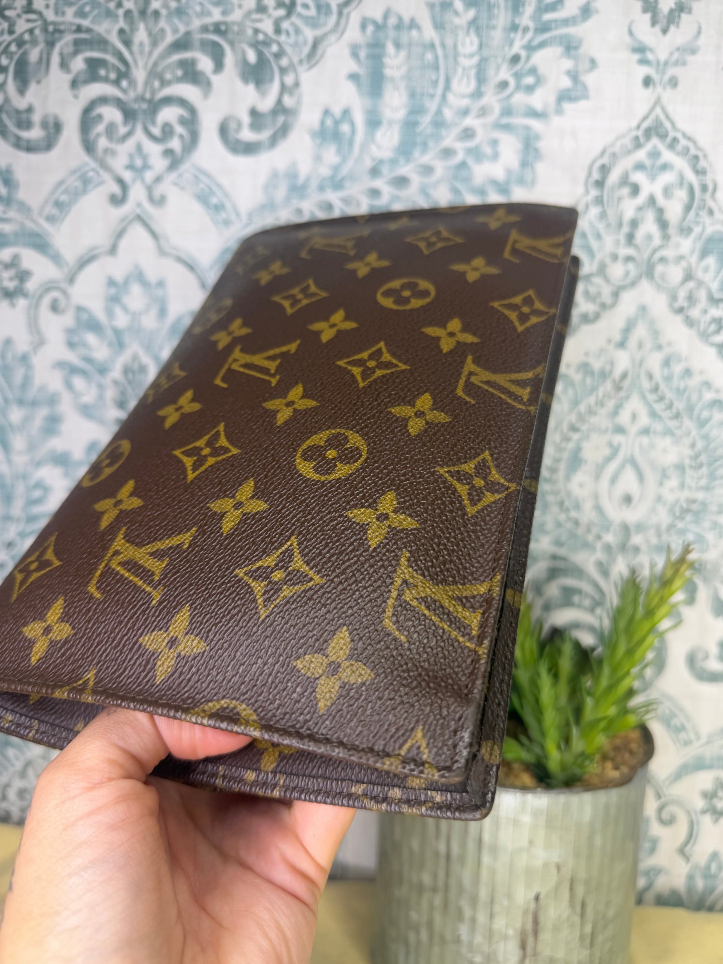 Louis Vuitton Pochette Rabat Clutch 23