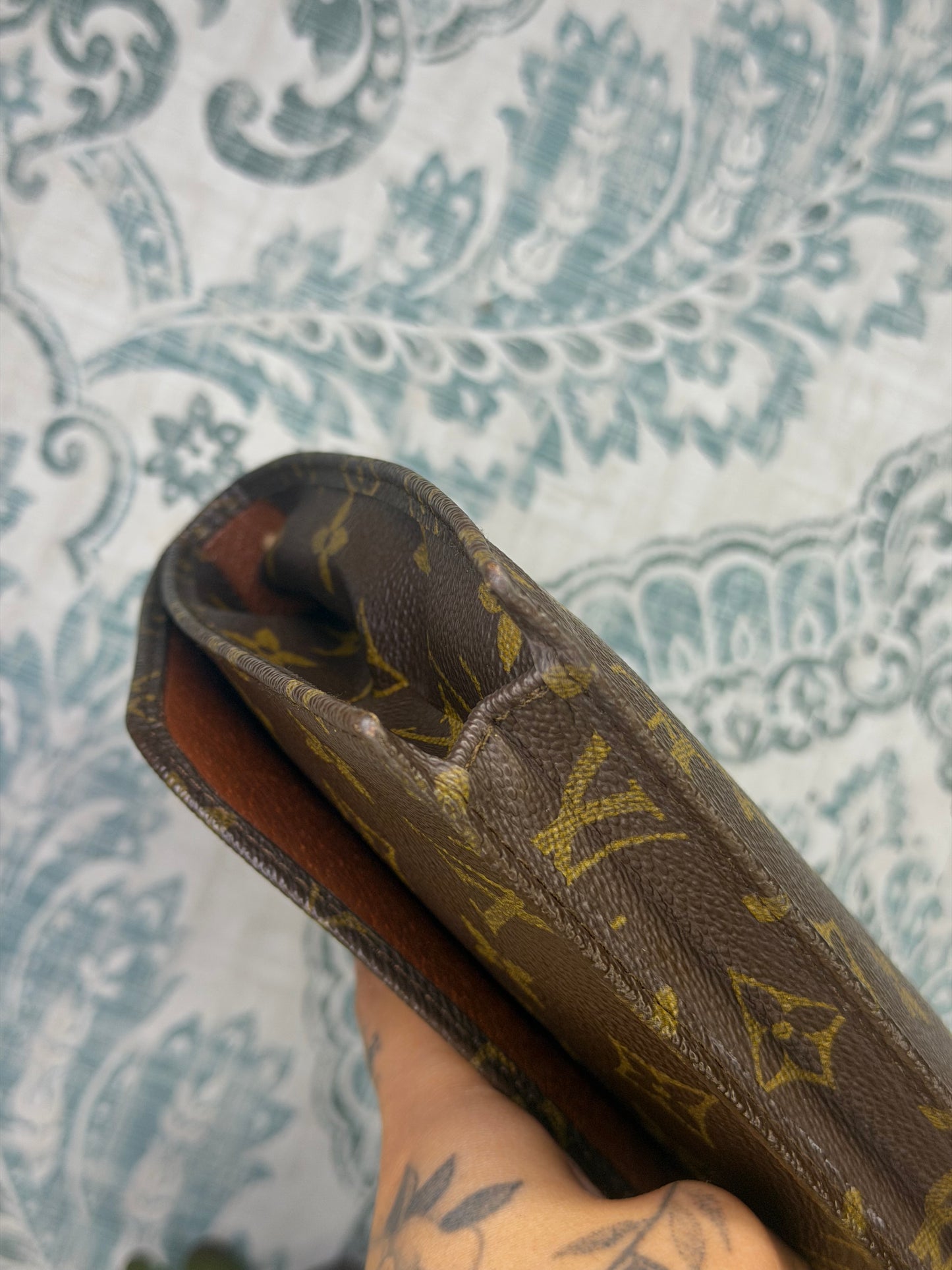 Louis Vuitton Pochette Rabat Clutch 23