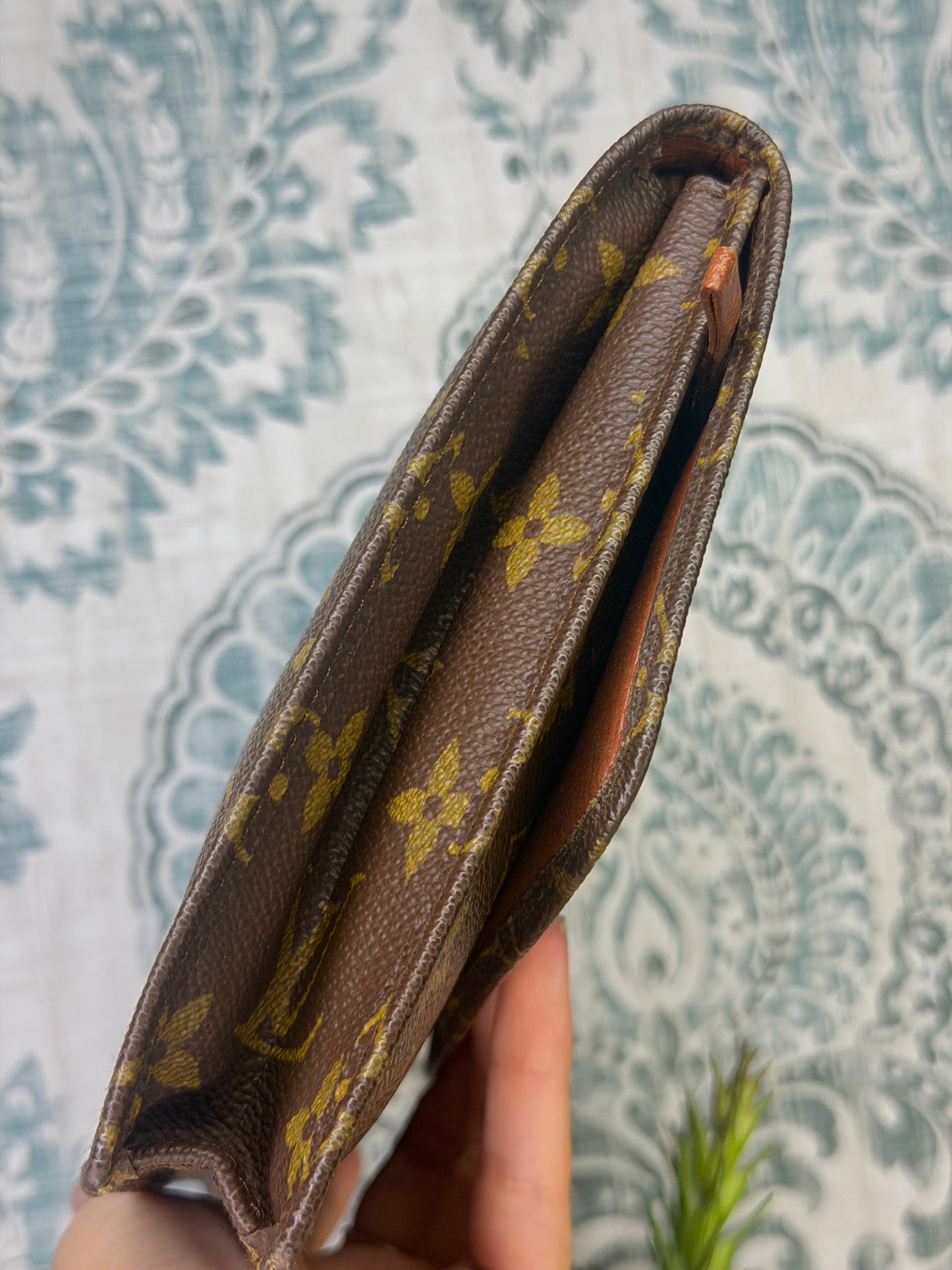 Louis Vuitton Pochette Rabat Clutch 23