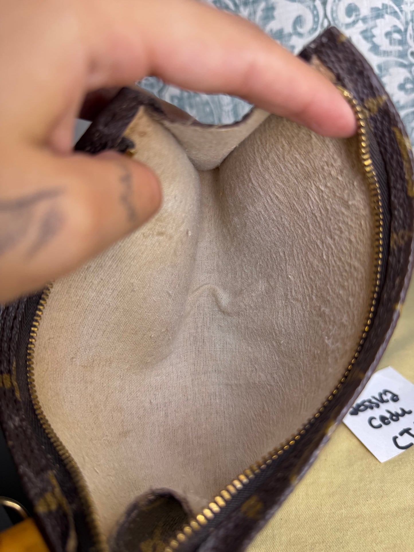 Louis Vuitton Monogram Bucket PM Pochette