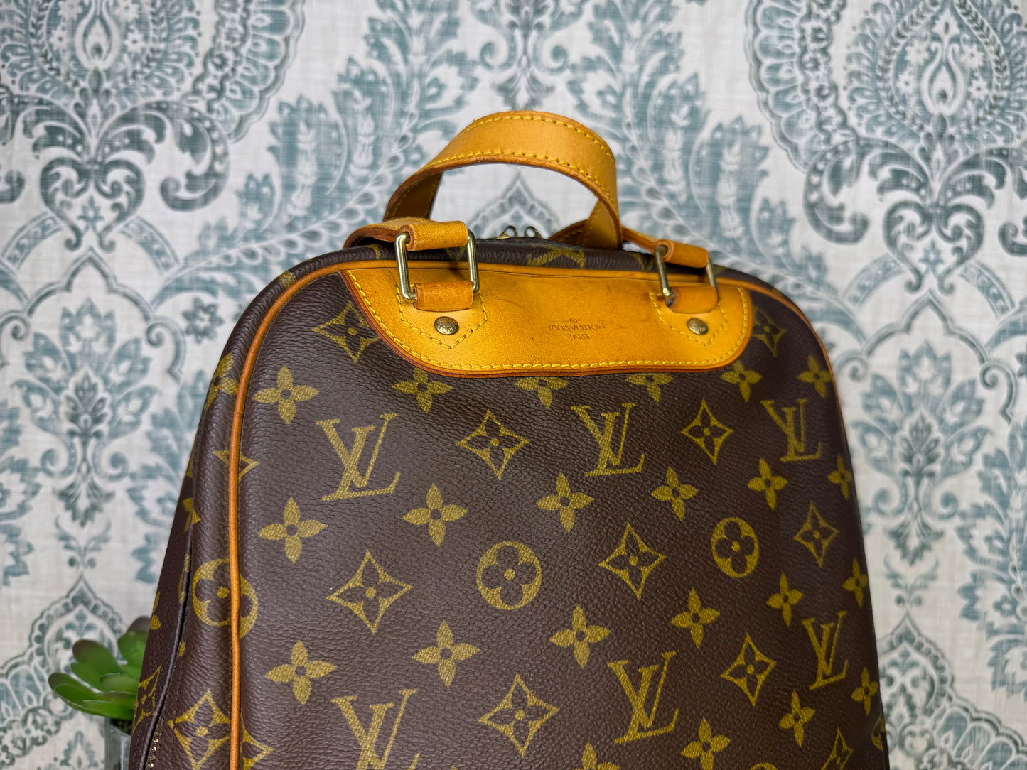 Louis Vuitton Excursion
