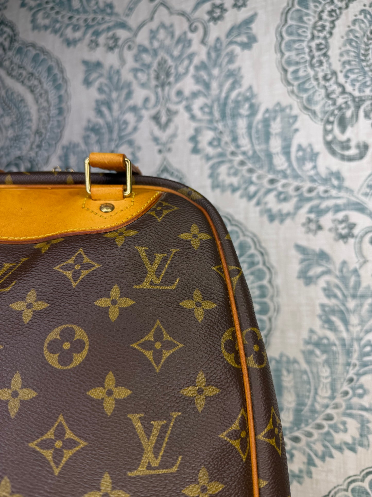 Louis Vuitton Excursion