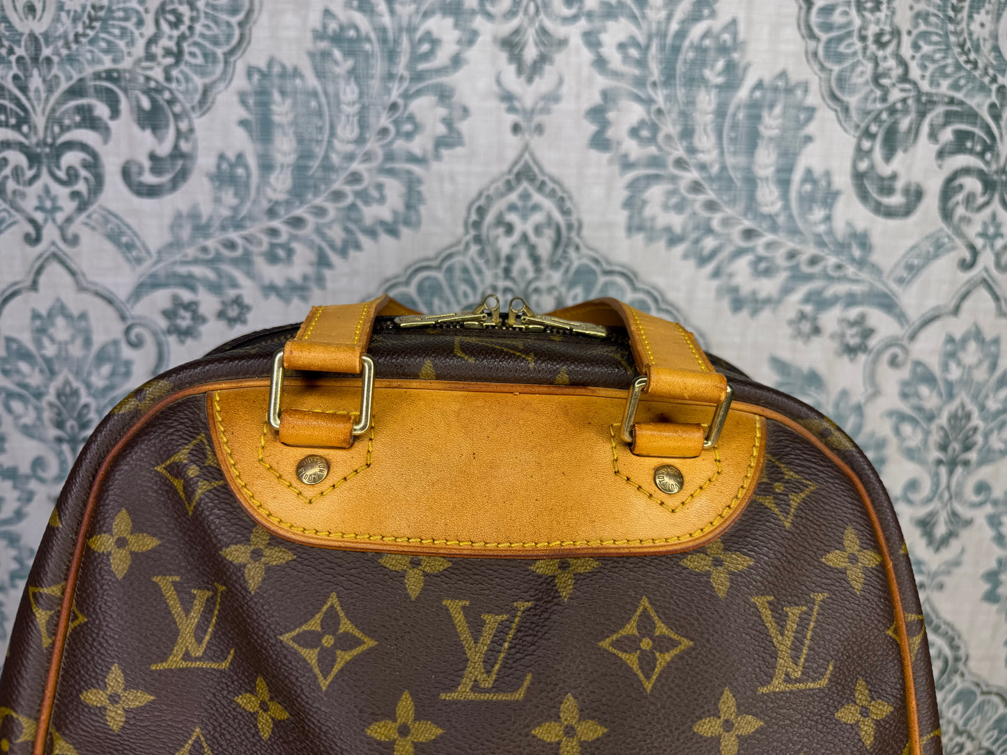 Louis Vuitton Excursion