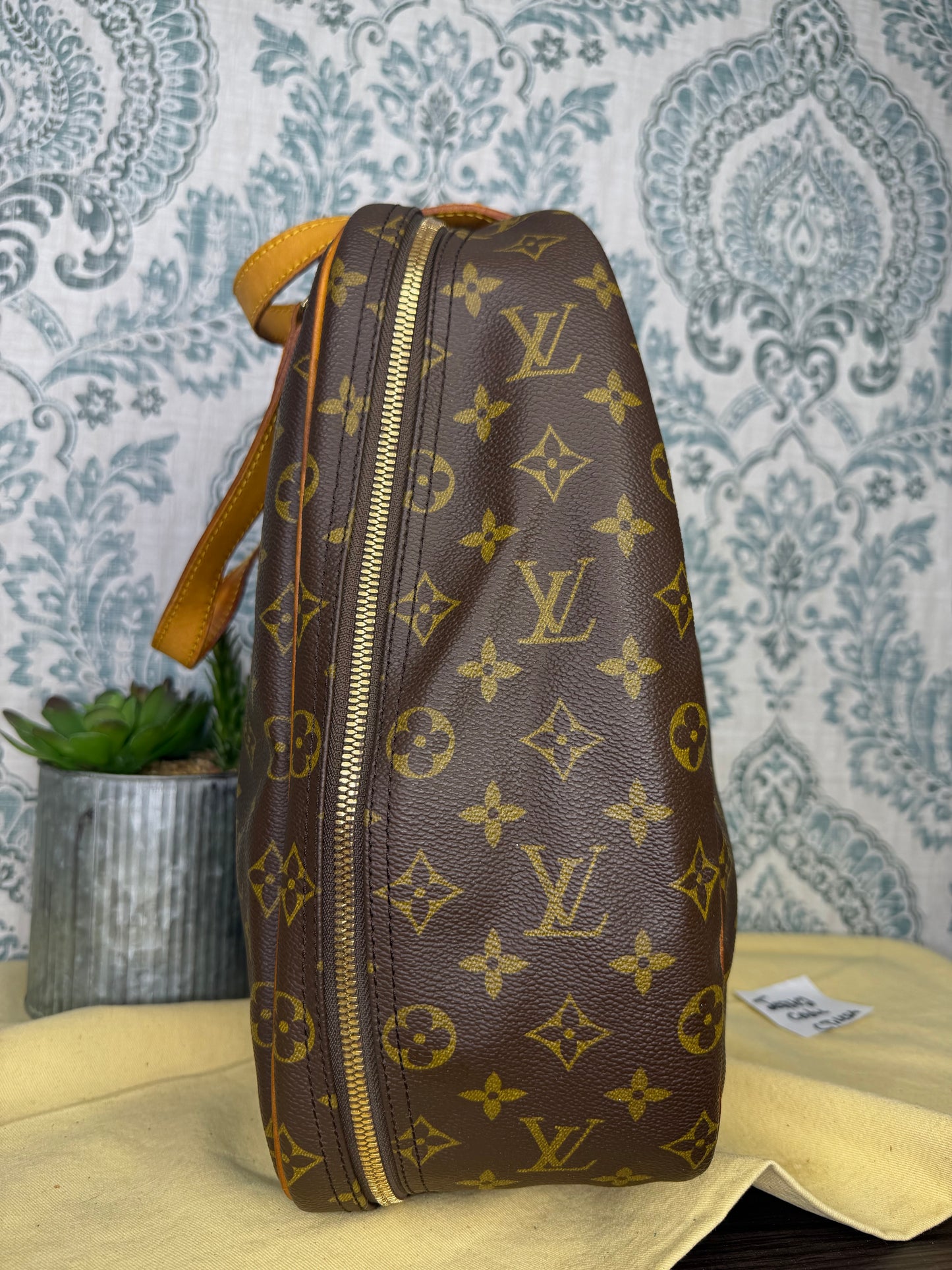 Louis Vuitton Excursion