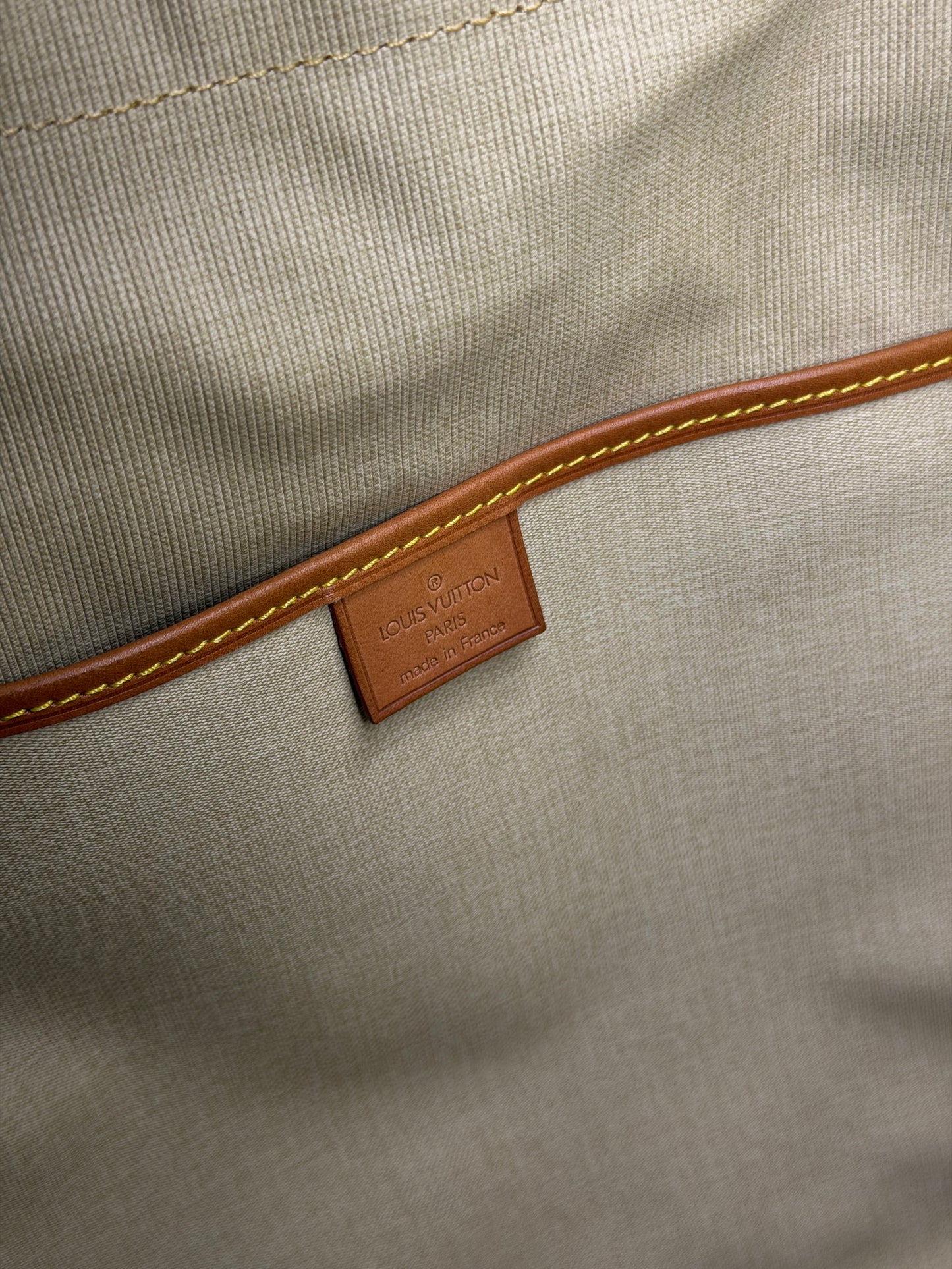 Louis Vuitton Excursion