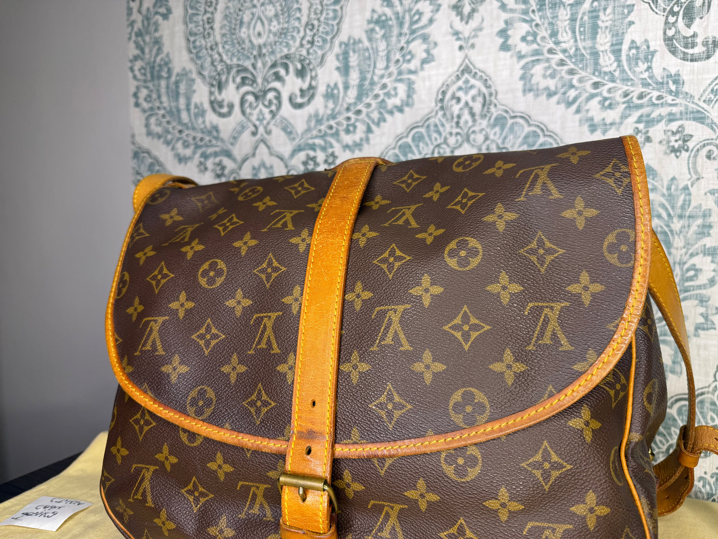 Louis Vuitton Saumur 35