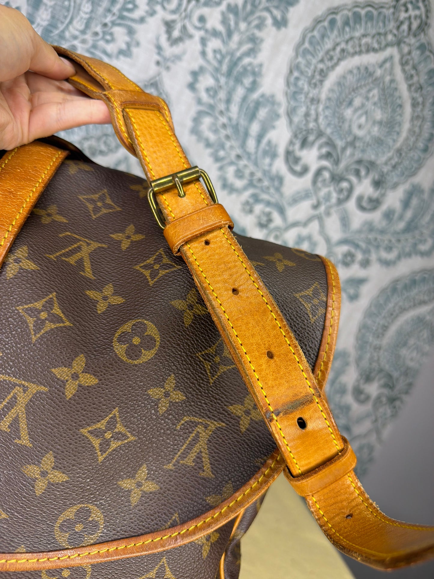Louis Vuitton Saumur 35