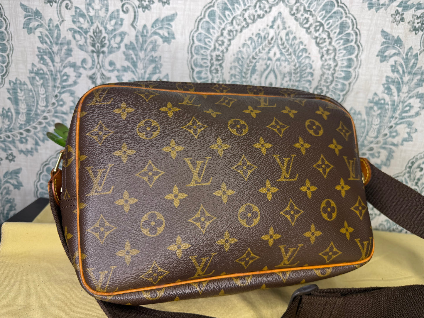 Louis Vuitton Reporter PM