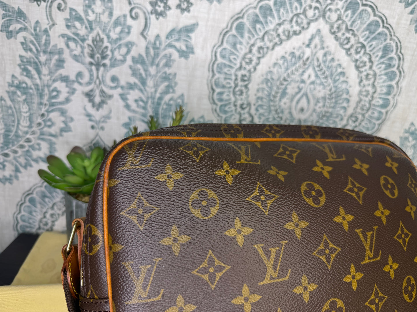 Louis Vuitton Reporter PM