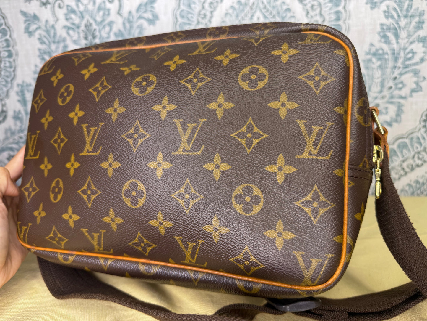 Louis Vuitton Reporter PM