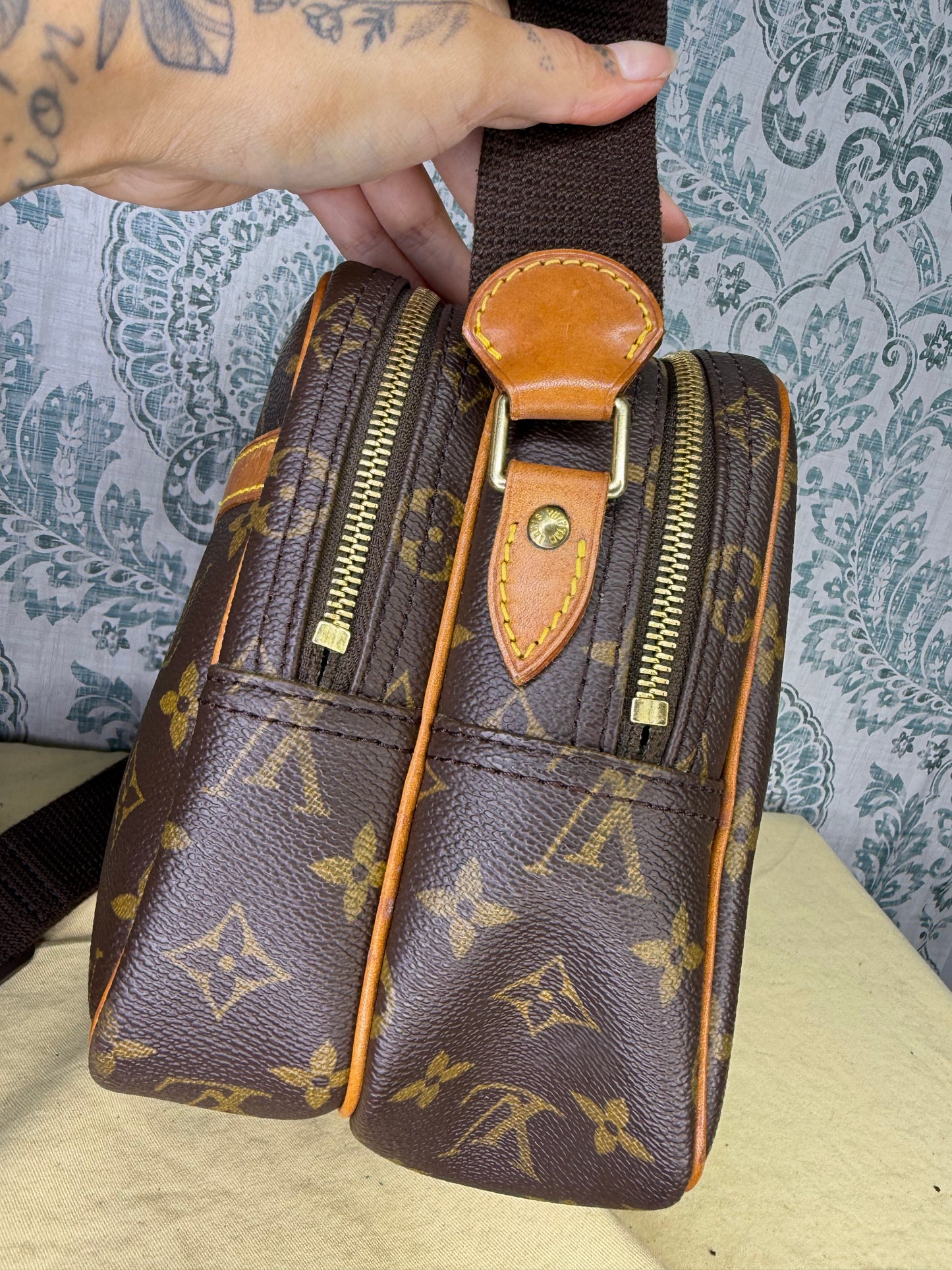Louis Vuitton Reporter PM