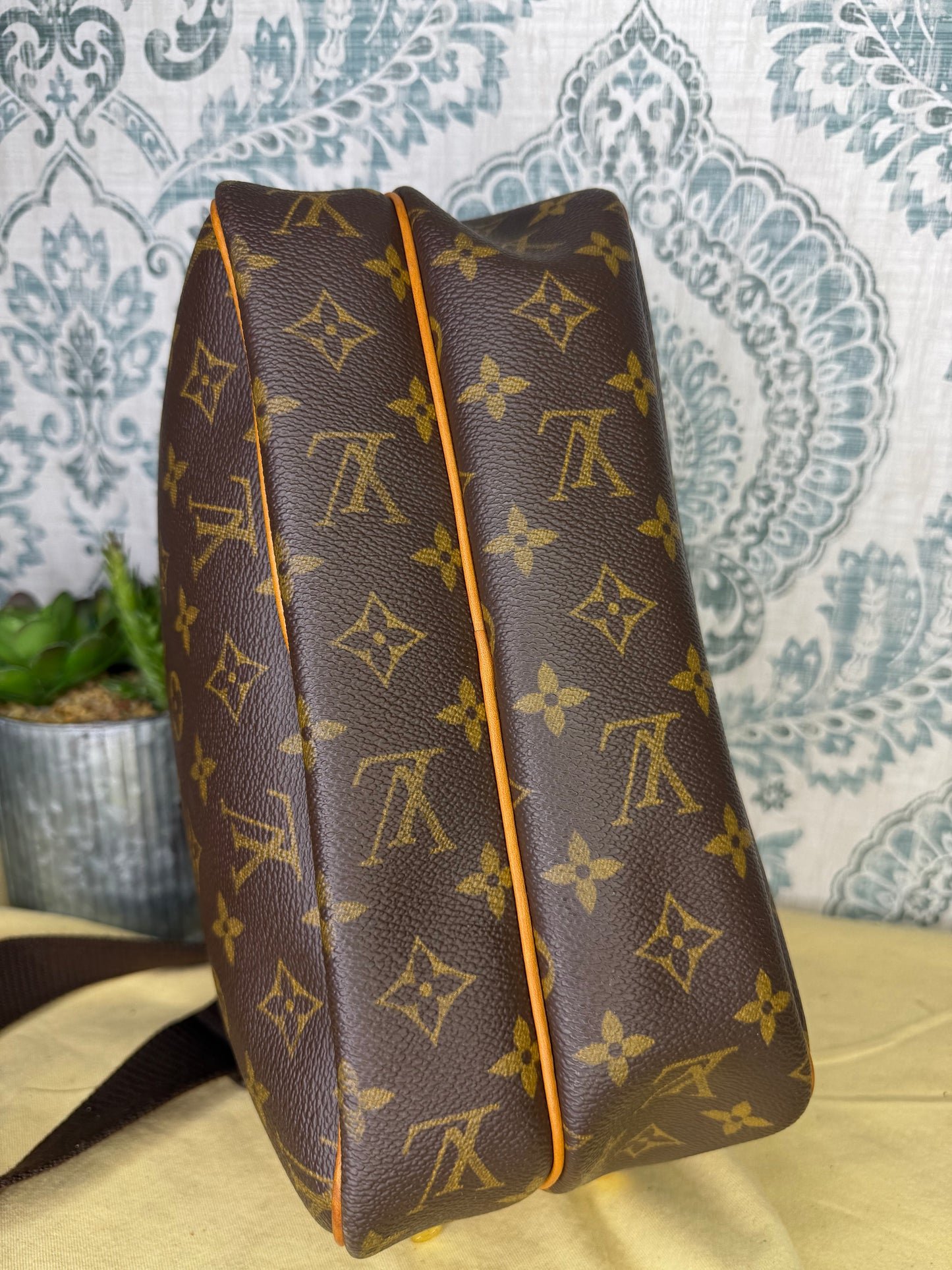 Louis Vuitton Reporter PM