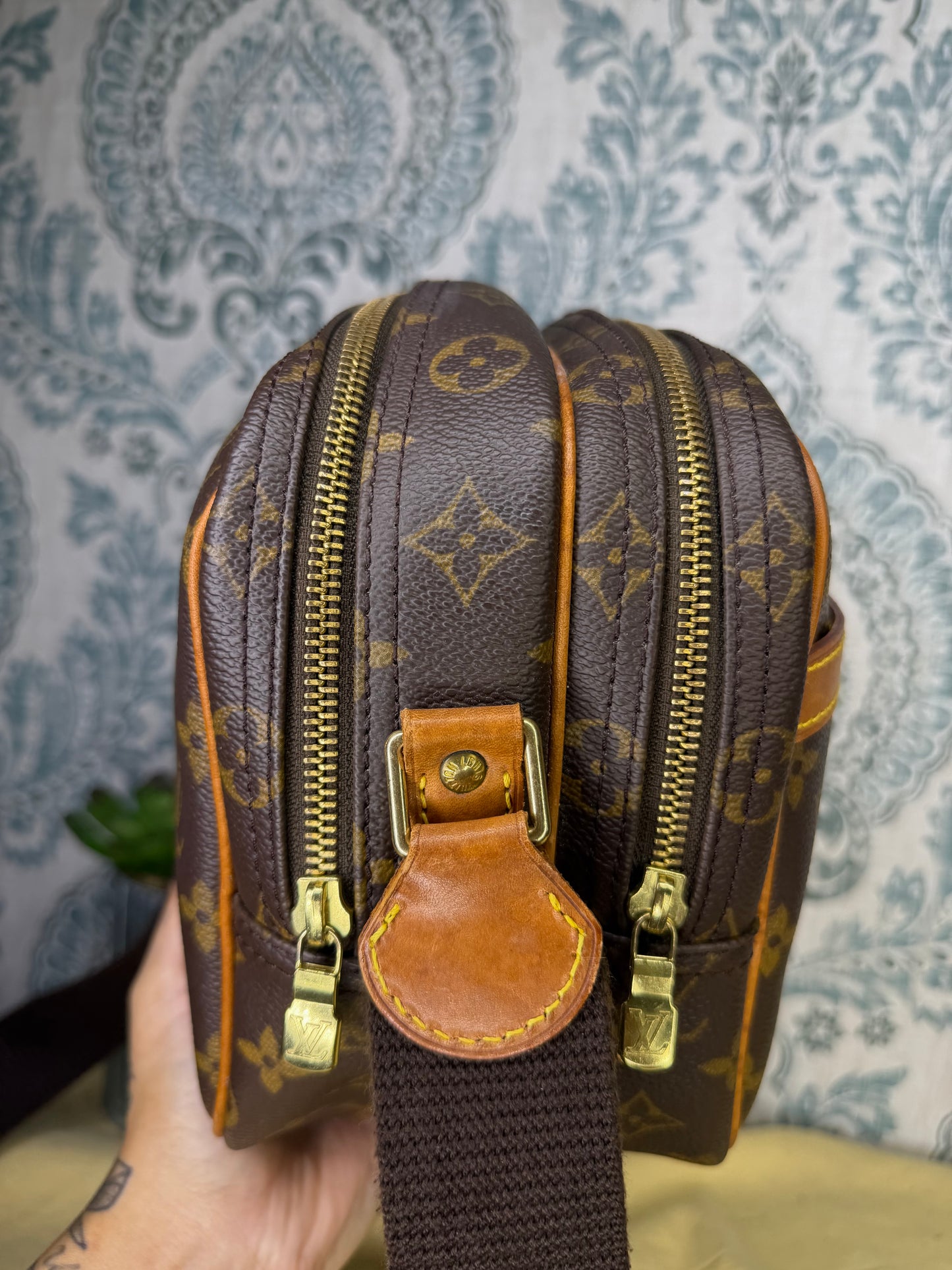 Louis Vuitton Reporter PM