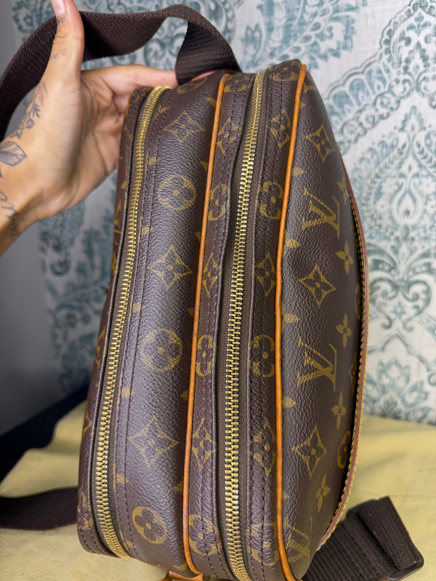 Louis Vuitton Reporter PM