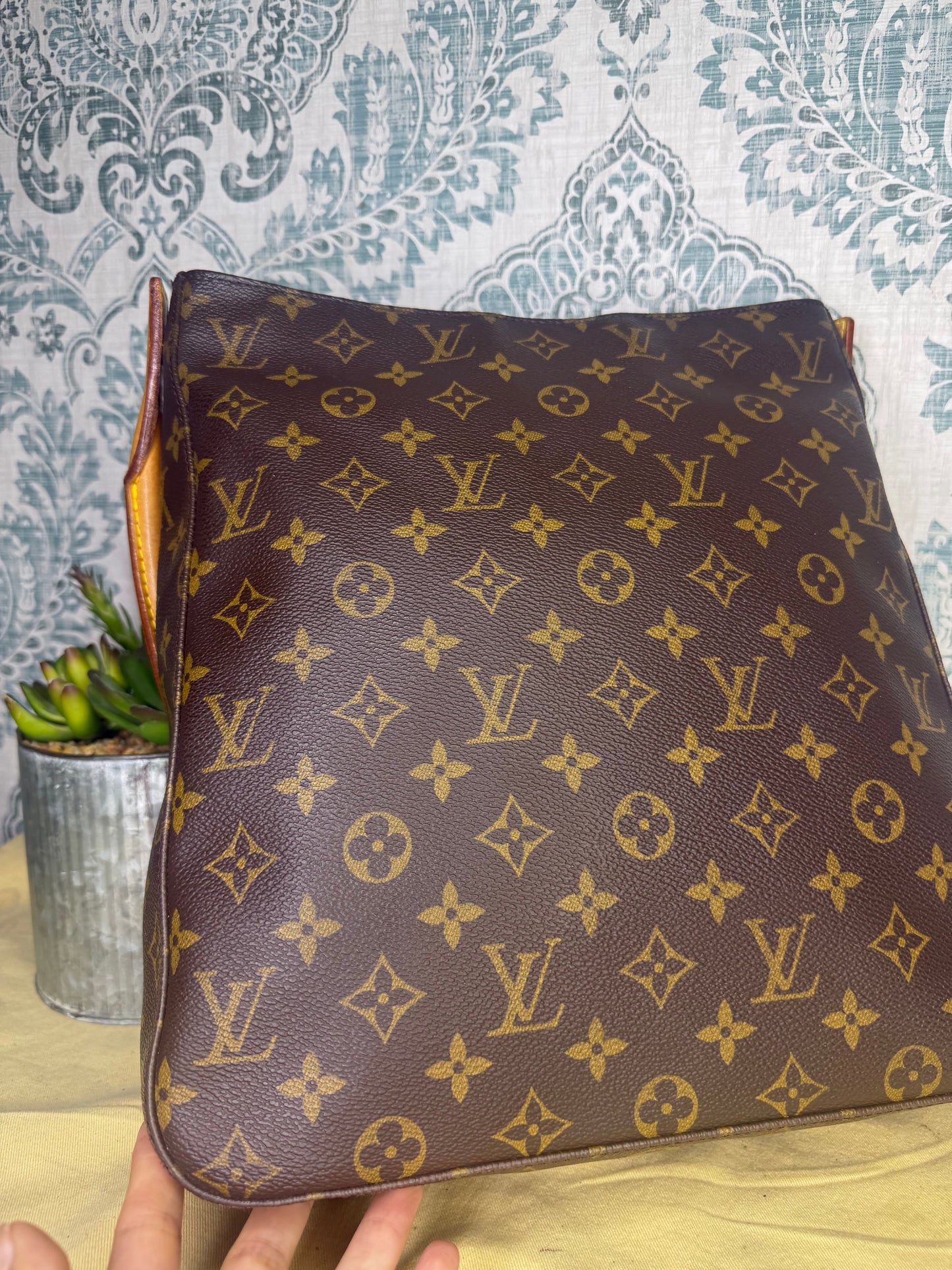 Louis Vuitton Looping GM