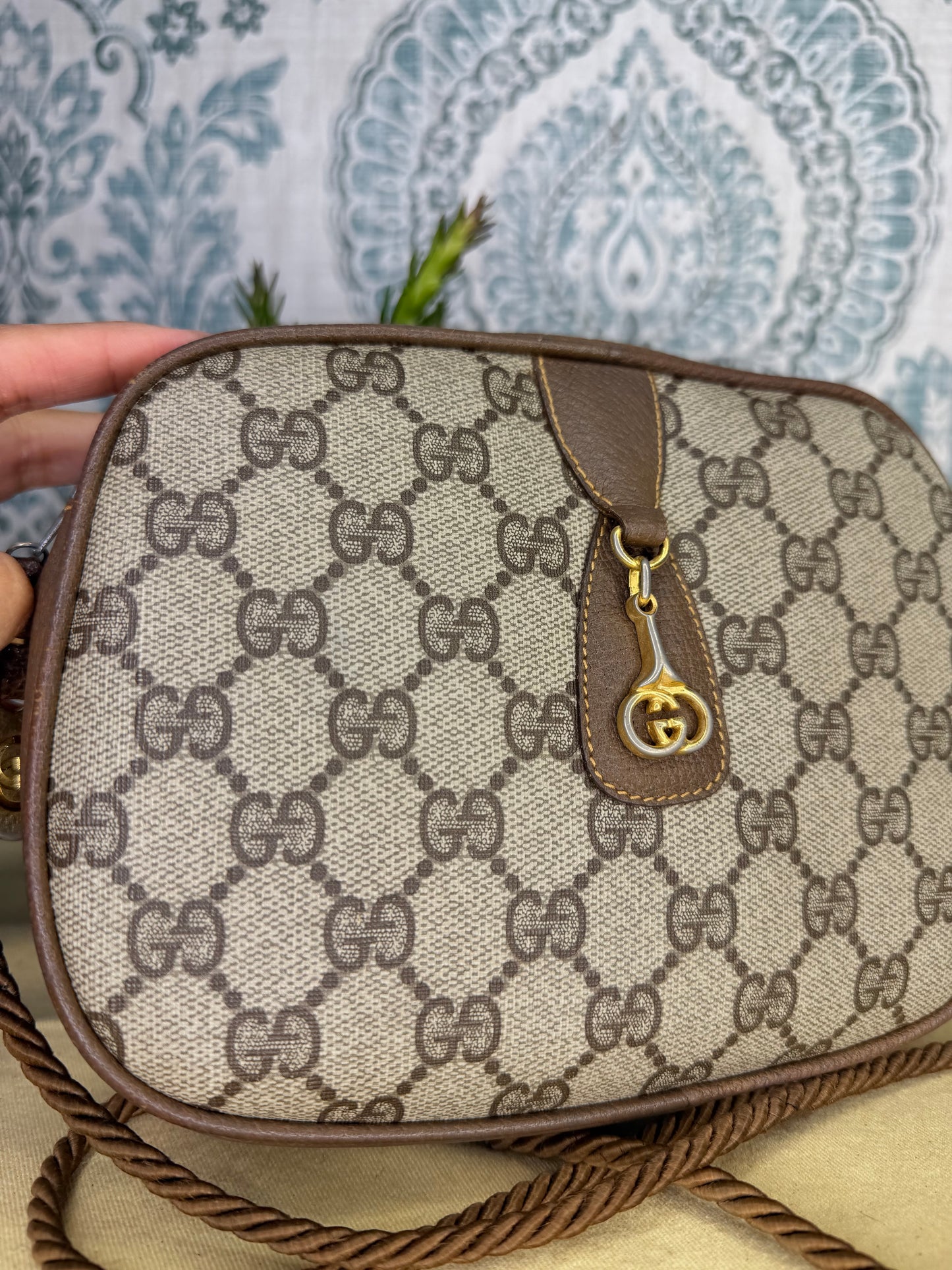 Gucci GG Supreme Horsebit Vintage Crossbody