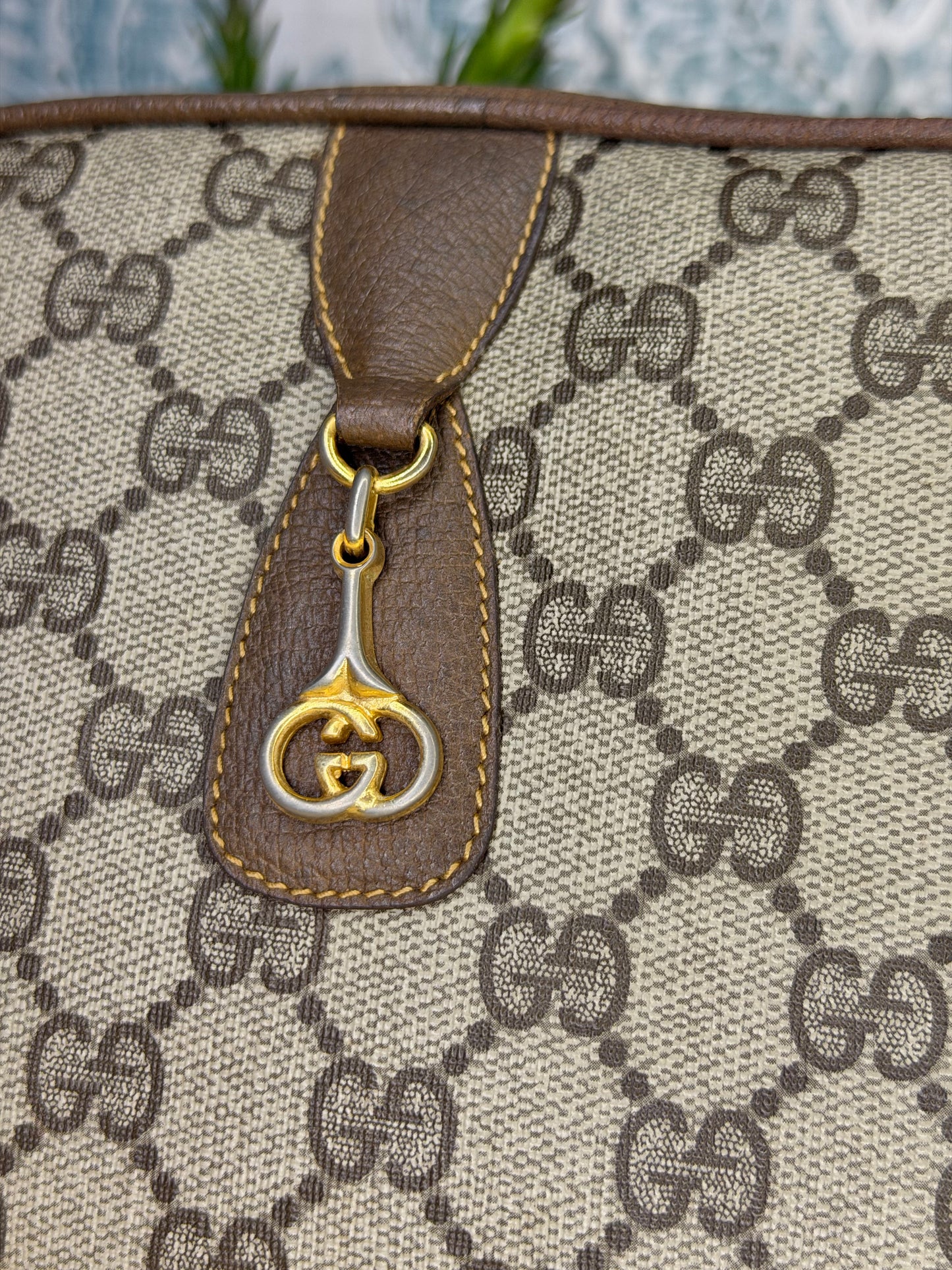 Gucci GG Supreme Horsebit Vintage Crossbody