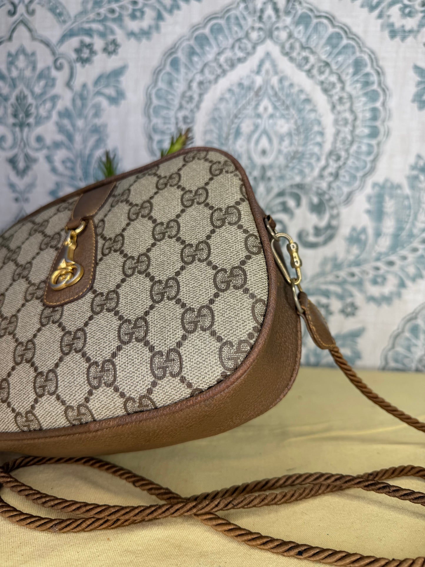 Gucci GG Supreme Horsebit Vintage Crossbody