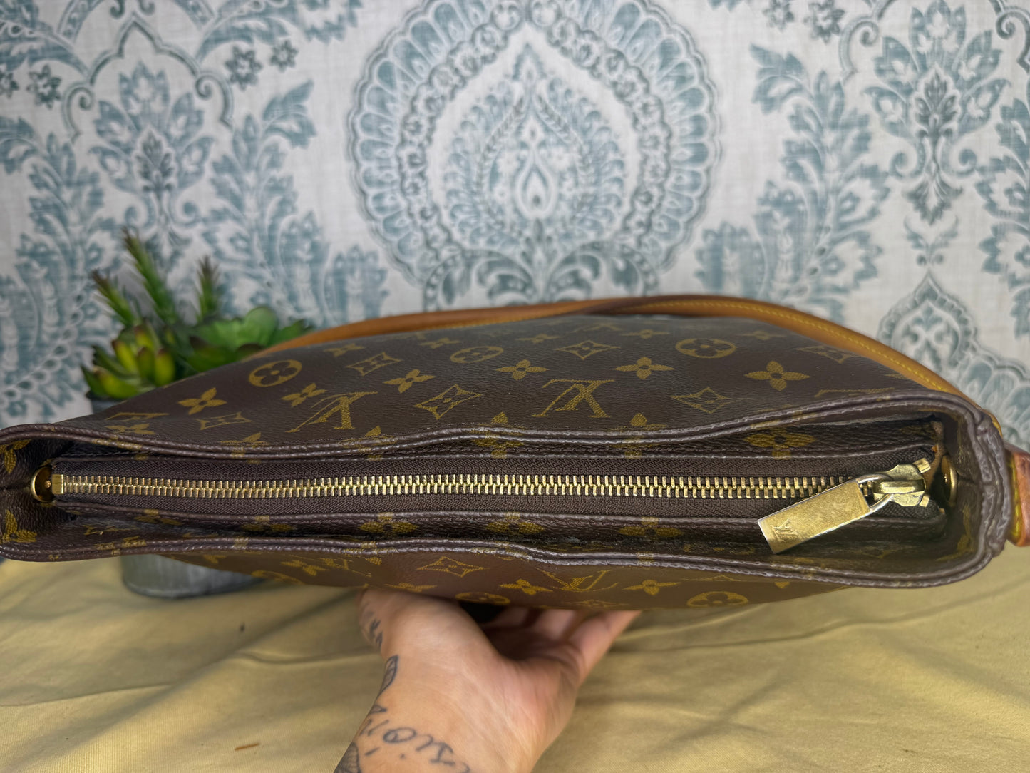 Louis Vuitton Looping GM