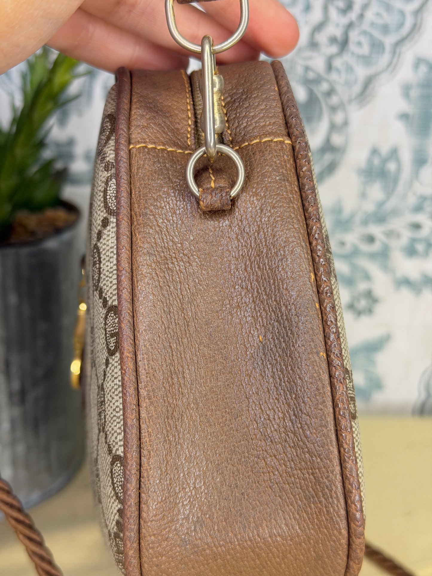 Gucci GG Supreme Horsebit Vintage Crossbody