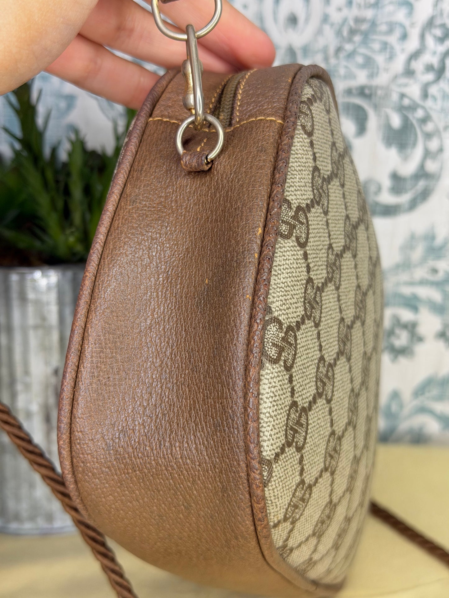 Gucci GG Supreme Horsebit Vintage Crossbody
