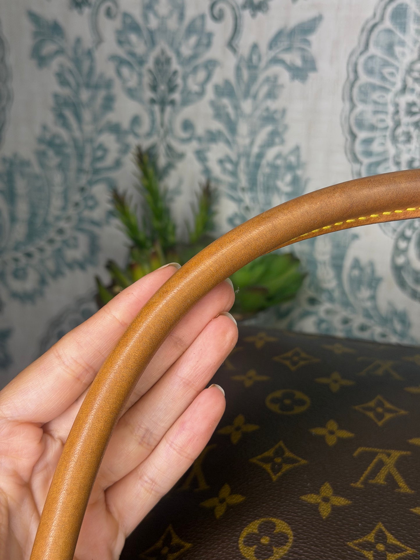 Louis Vuitton Looping GM