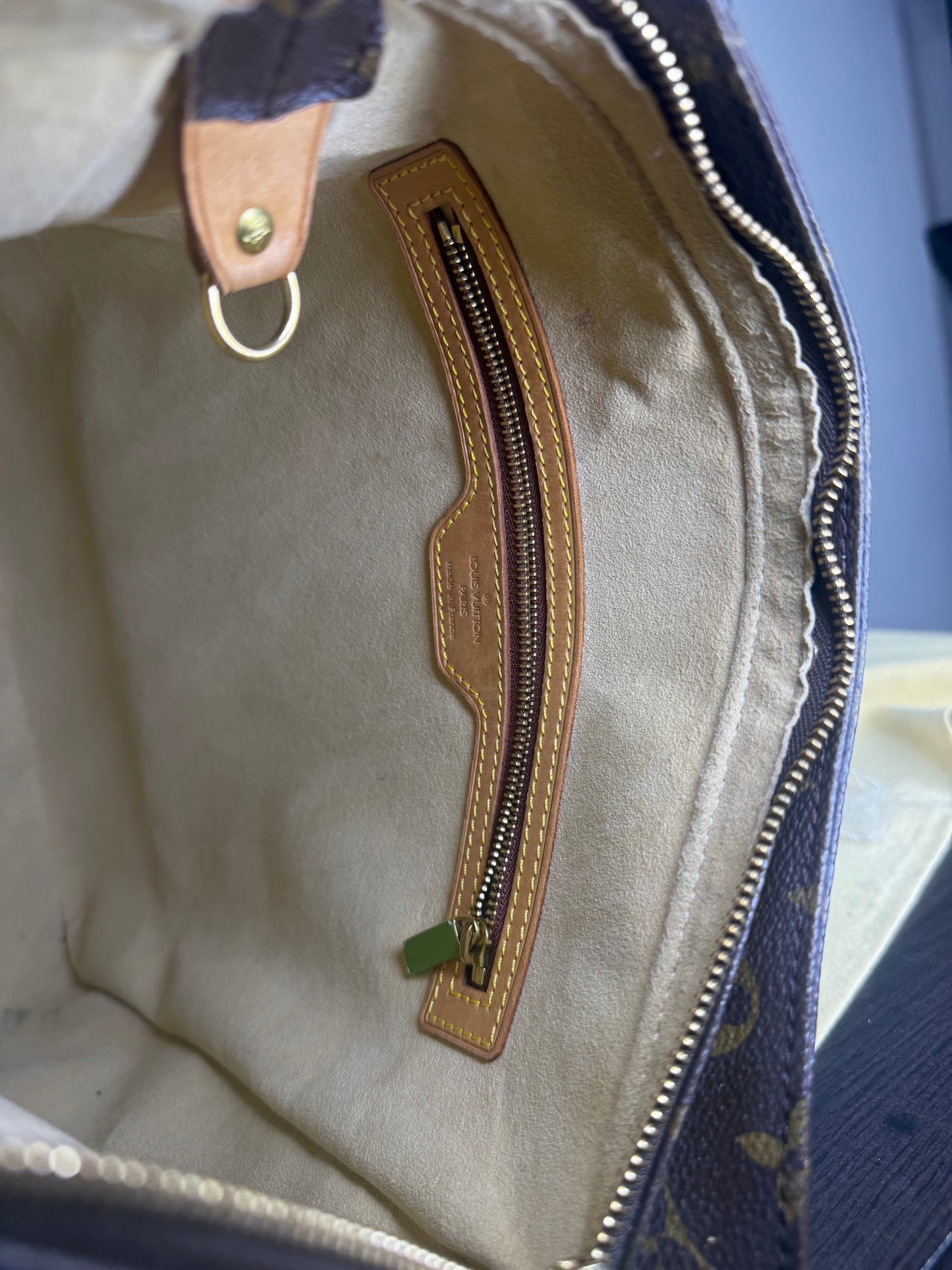 Louis Vuitton Looping GM