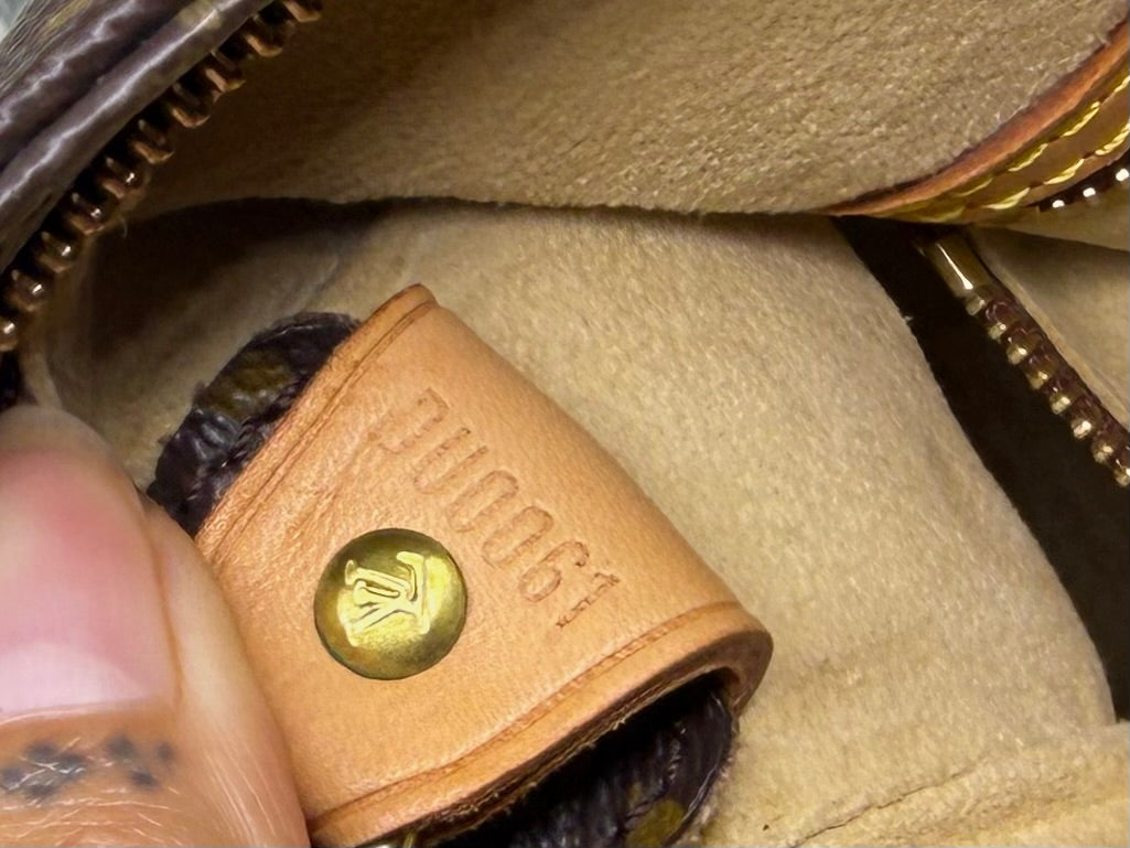 Louis Vuitton Looping GM