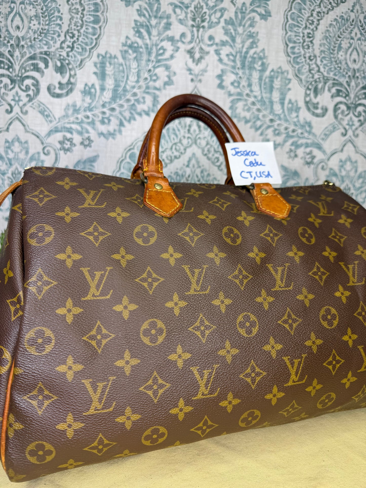 Louis Vuitton Speedy 35