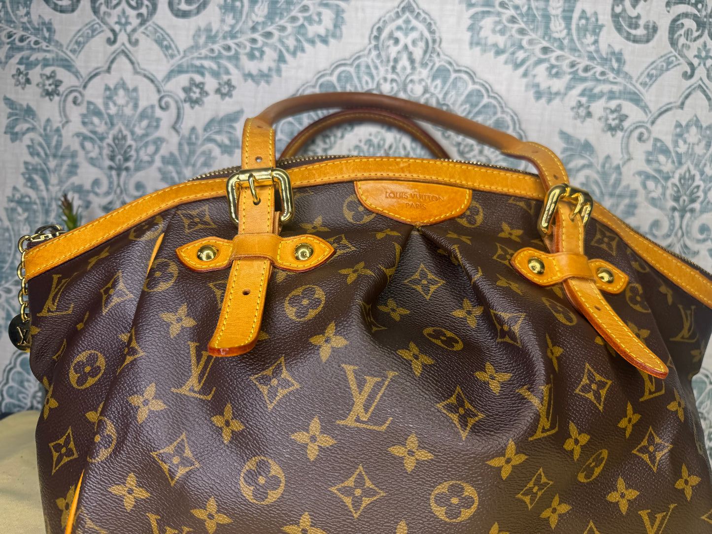 Louis Vuitton Tivoli GM