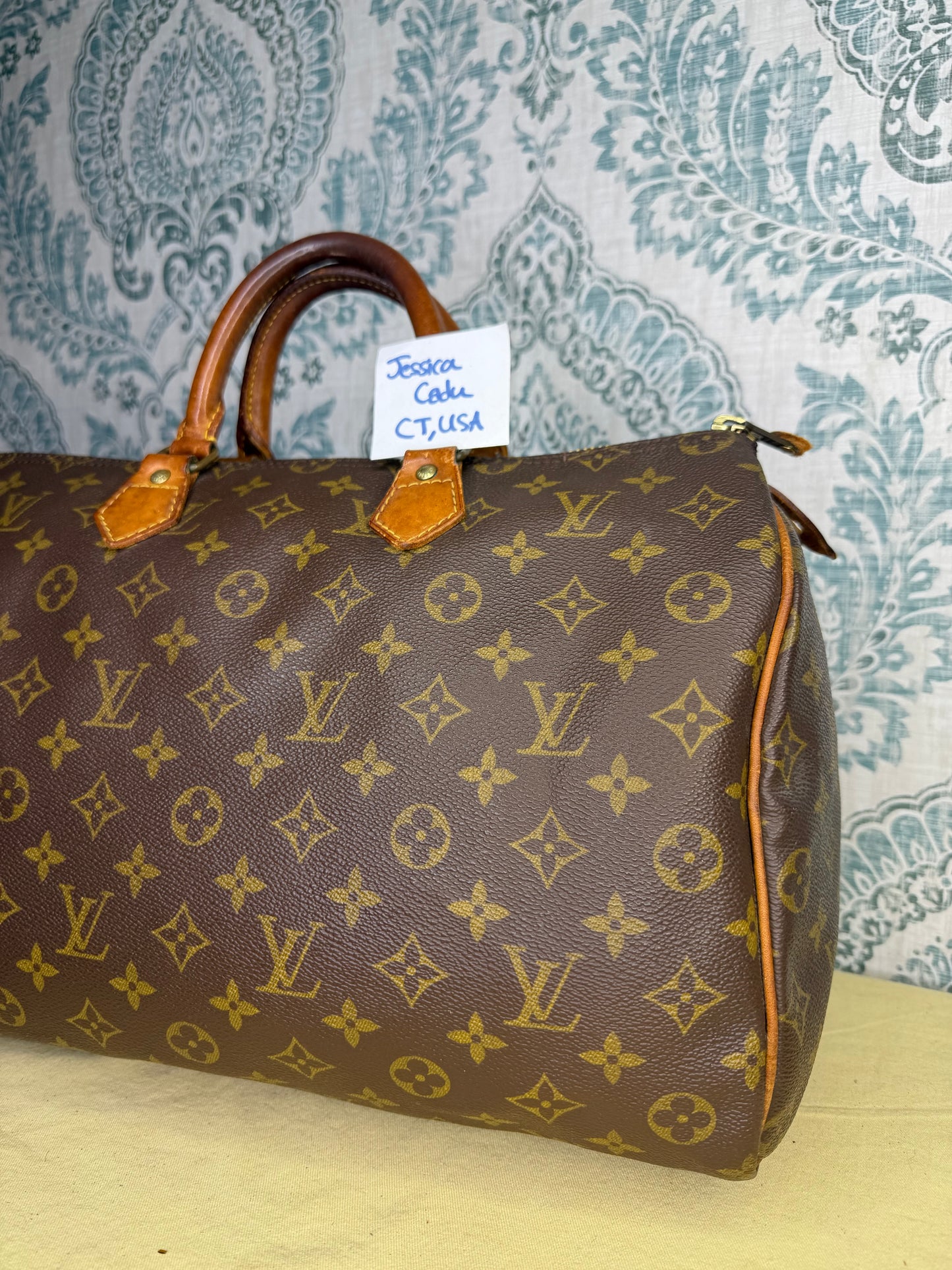 Louis Vuitton Speedy 35