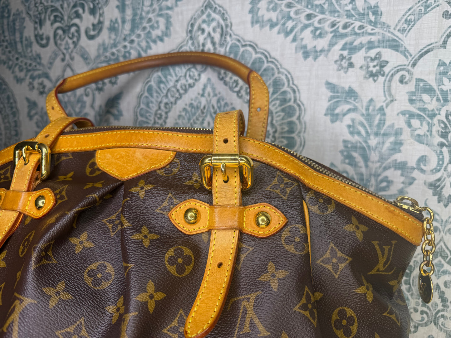 Louis Vuitton Tivoli GM
