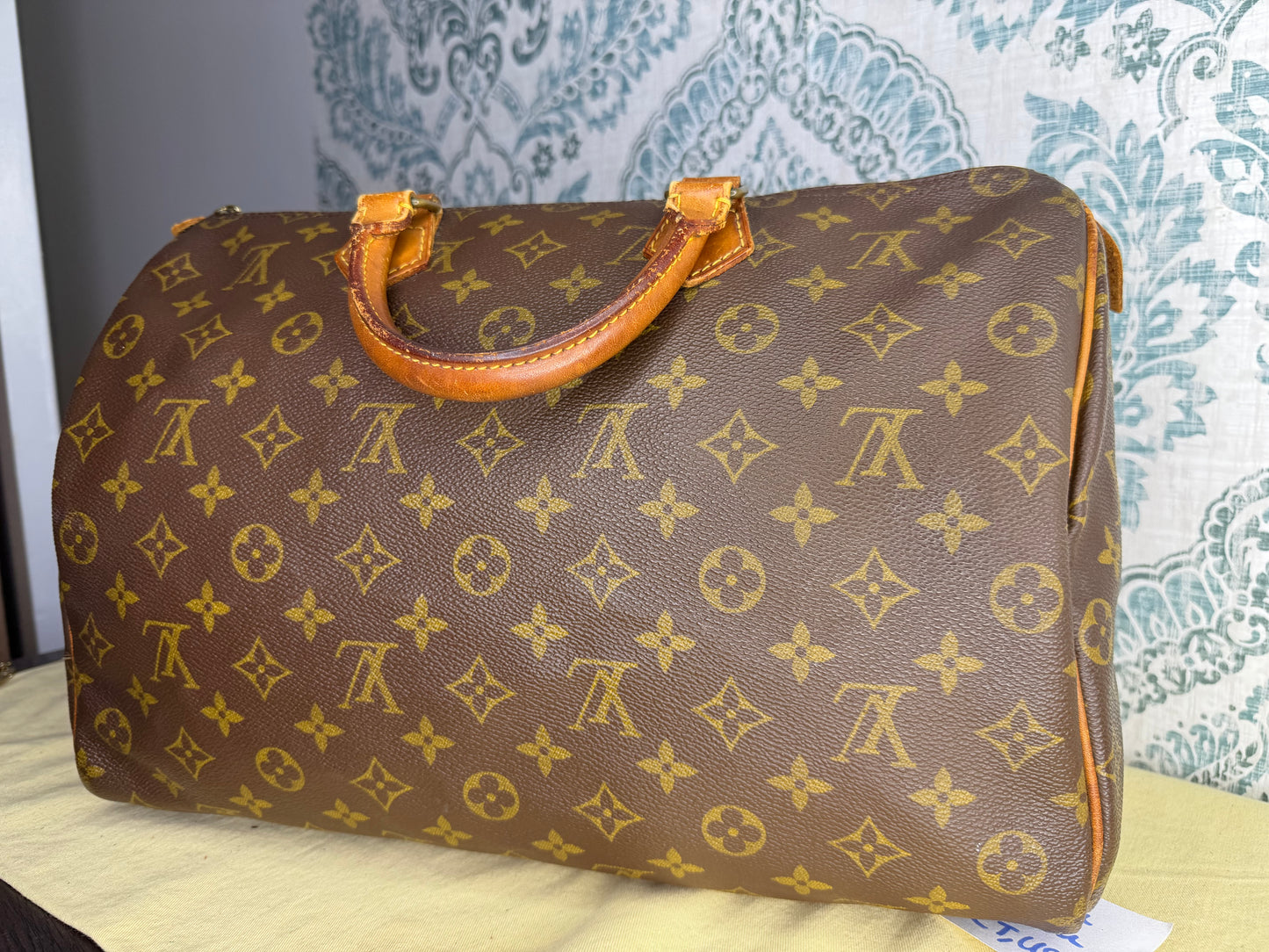 Louis Vuitton Speedy 35