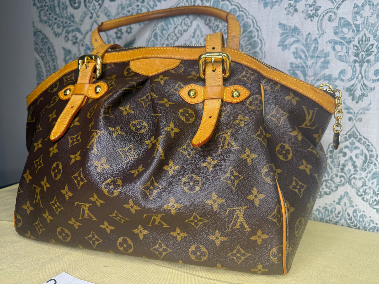 Louis Vuitton Tivoli GM