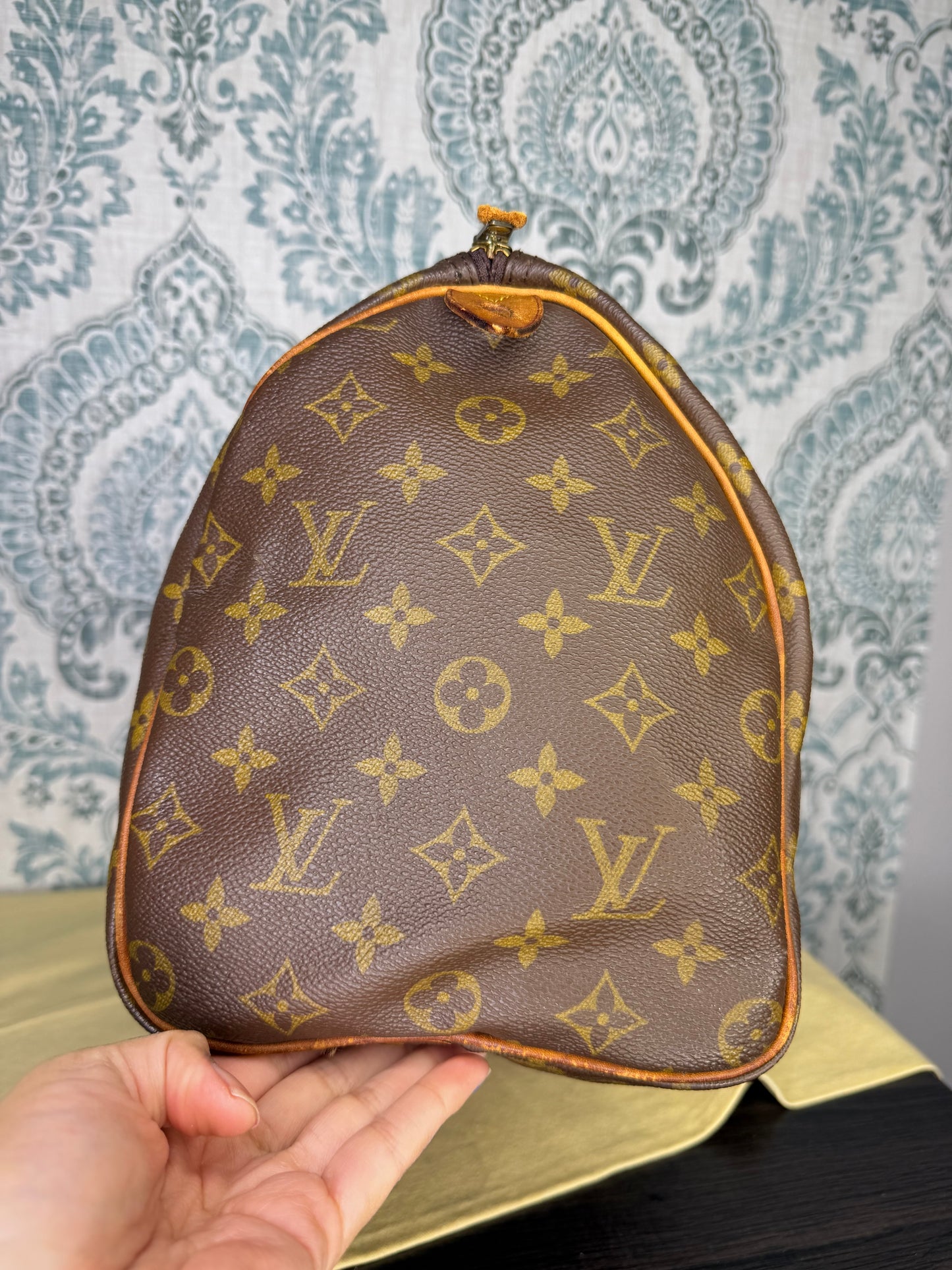 Louis Vuitton Speedy 35